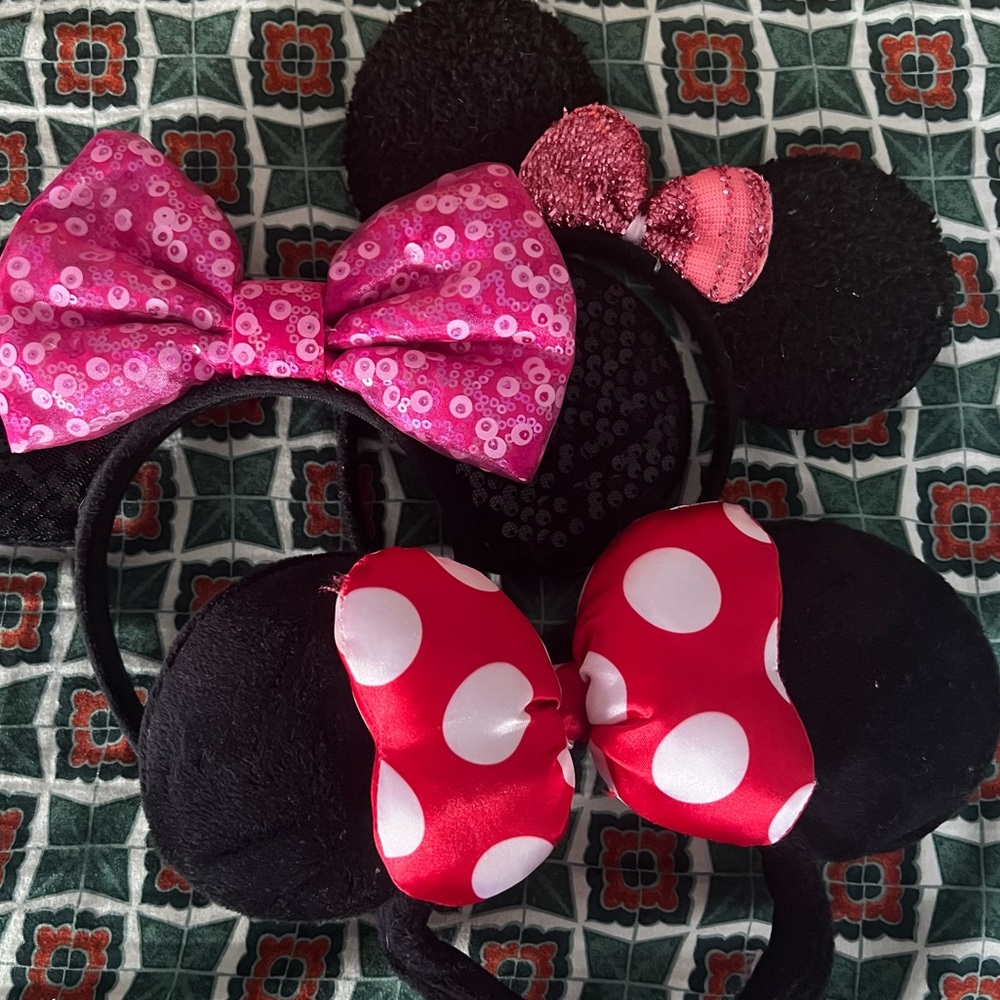 Lot of minnie ears. 1 pair adjustable and 2 regular